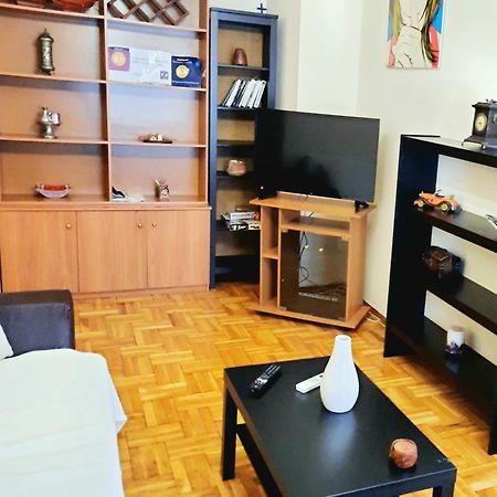 סלוניקי Cozy And Bright Apartment In The Heart Of The City מראה חיצוני תמונה