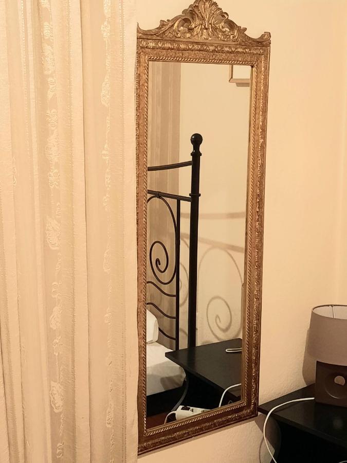 סלוניקי Cozy And Bright Apartment In The Heart Of The City מראה חיצוני תמונה